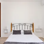 Tenohomes Warm And Comfortable Stay, Silos *