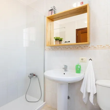 Tenohomes Warm And Comfortable Stay, Silos 펜션 *