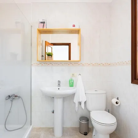 펜션 Tenohomes Warm And Comfortable Stay, Silos 로스실로스