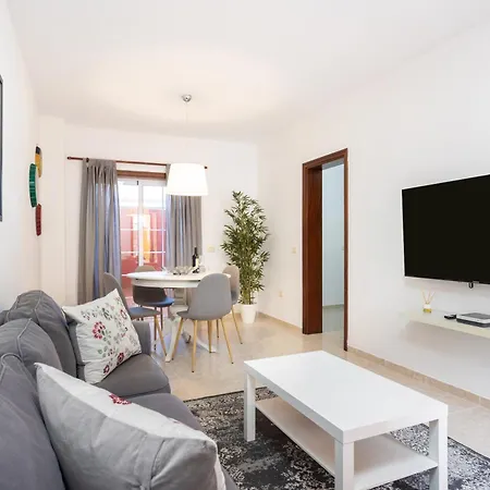 Tenohomes Warm And Comfortable Stay, Silos 로스실로스
